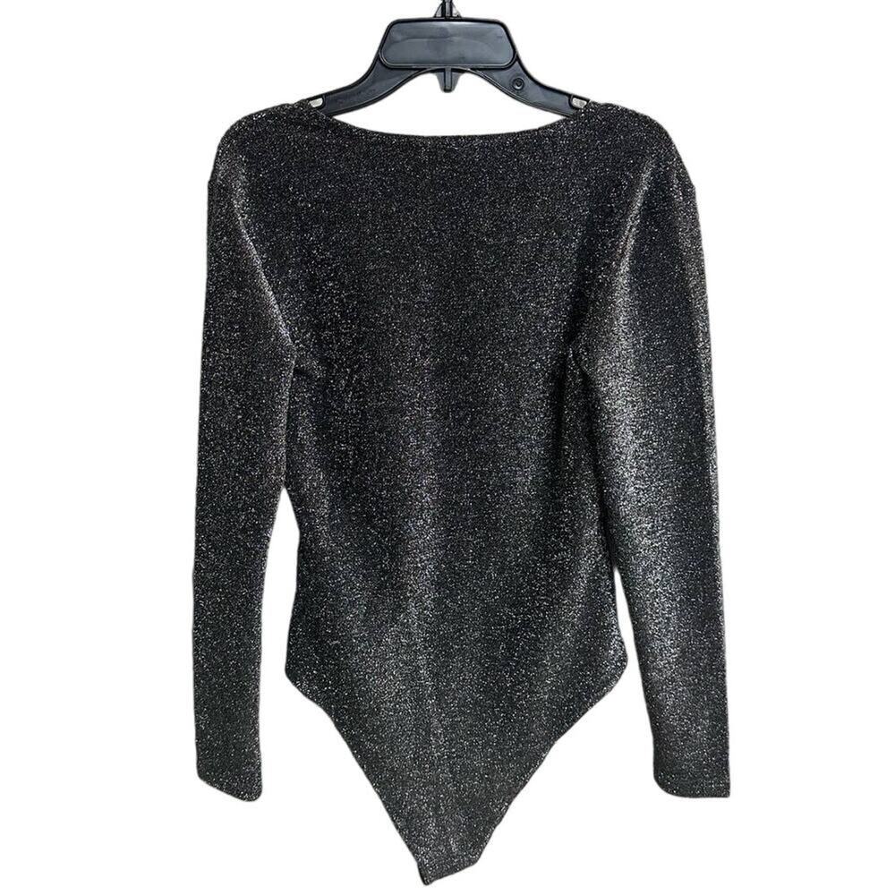Leith Silver Metallic V-Neck Long Sleeve Bodysuit Size M Sparkle Party Top - Picture 4 of 7